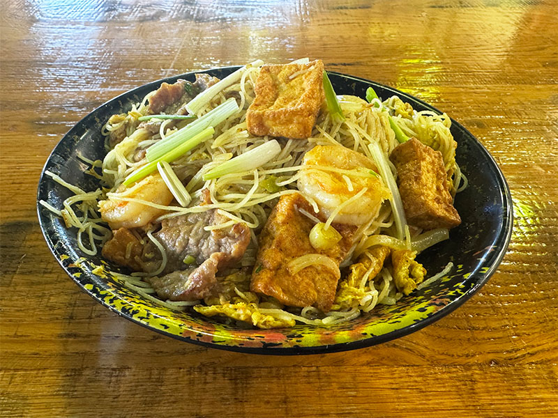 Rice noodles stir-fried with shrimp, pork & tofu at Q's Noodle House, a Chinese Restaurant in Las Vegas