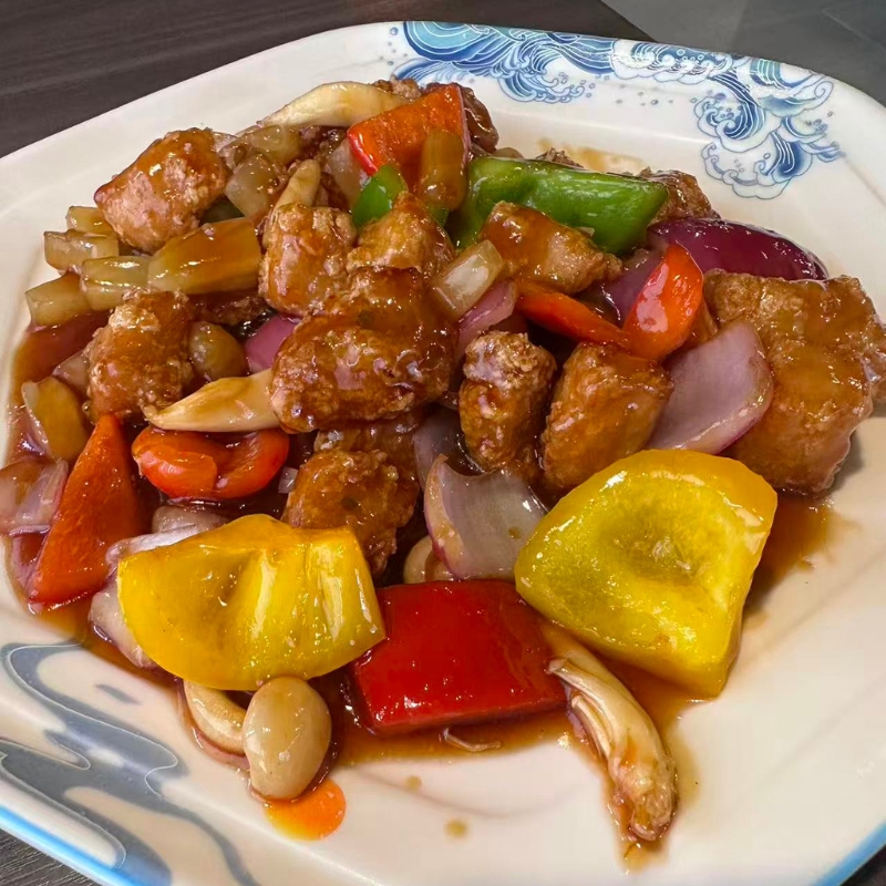 Roll-&-Bowl-Japanese-Restaurant-Pineapple-sweet-sour-pork-Richmond Pineapple sweet sour pork with veggies at Roll & Bowl, a Sushi Restaurant in Richmond