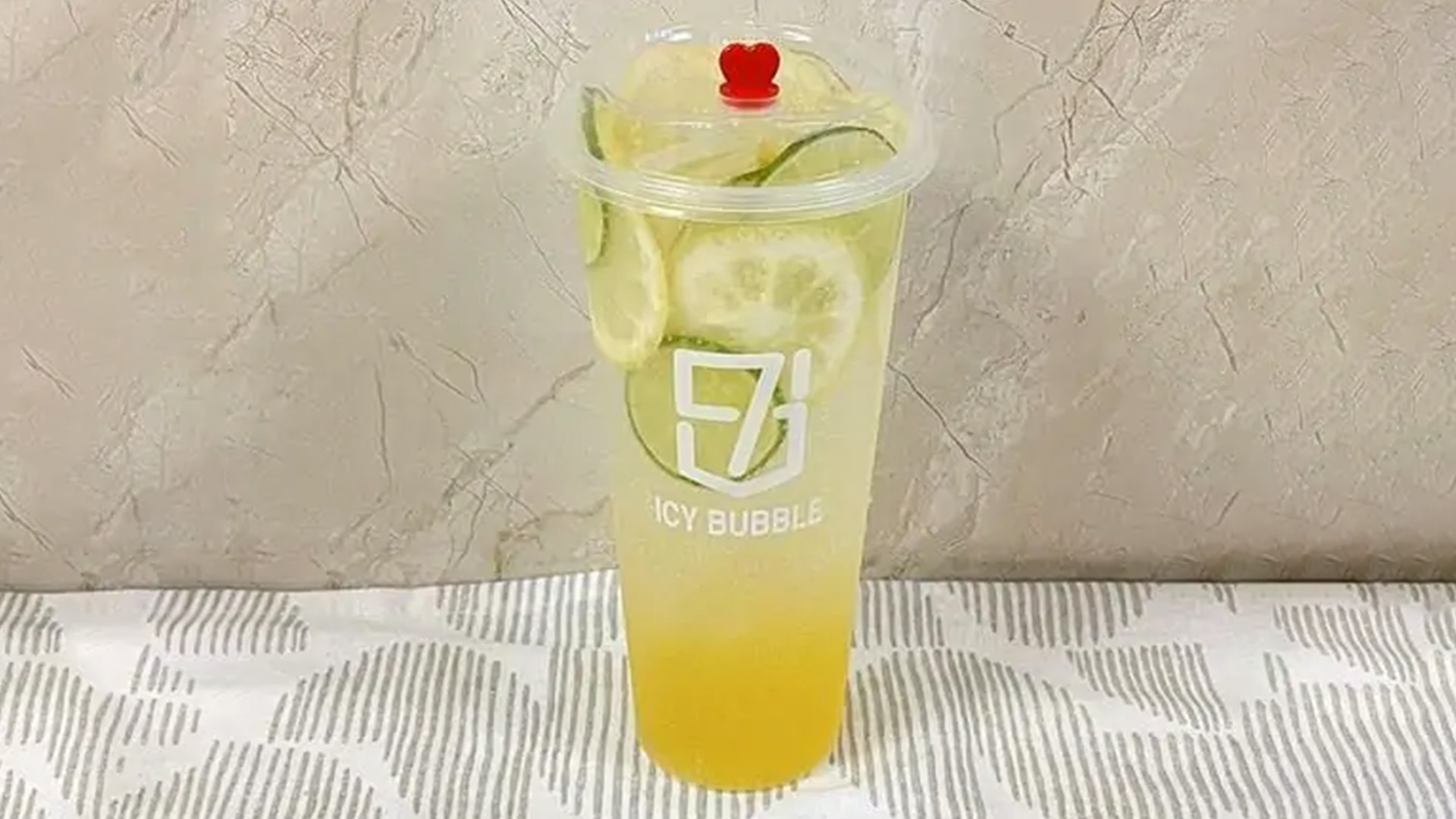 S7-Icy-Bubble-Bubble-Tea-Restaurant-Lemon-Icy-Bubble-Waipahu Lemon Icy Bubble drink at S7 Icy Bubble Bubble Tea Restaurant in Waipahu