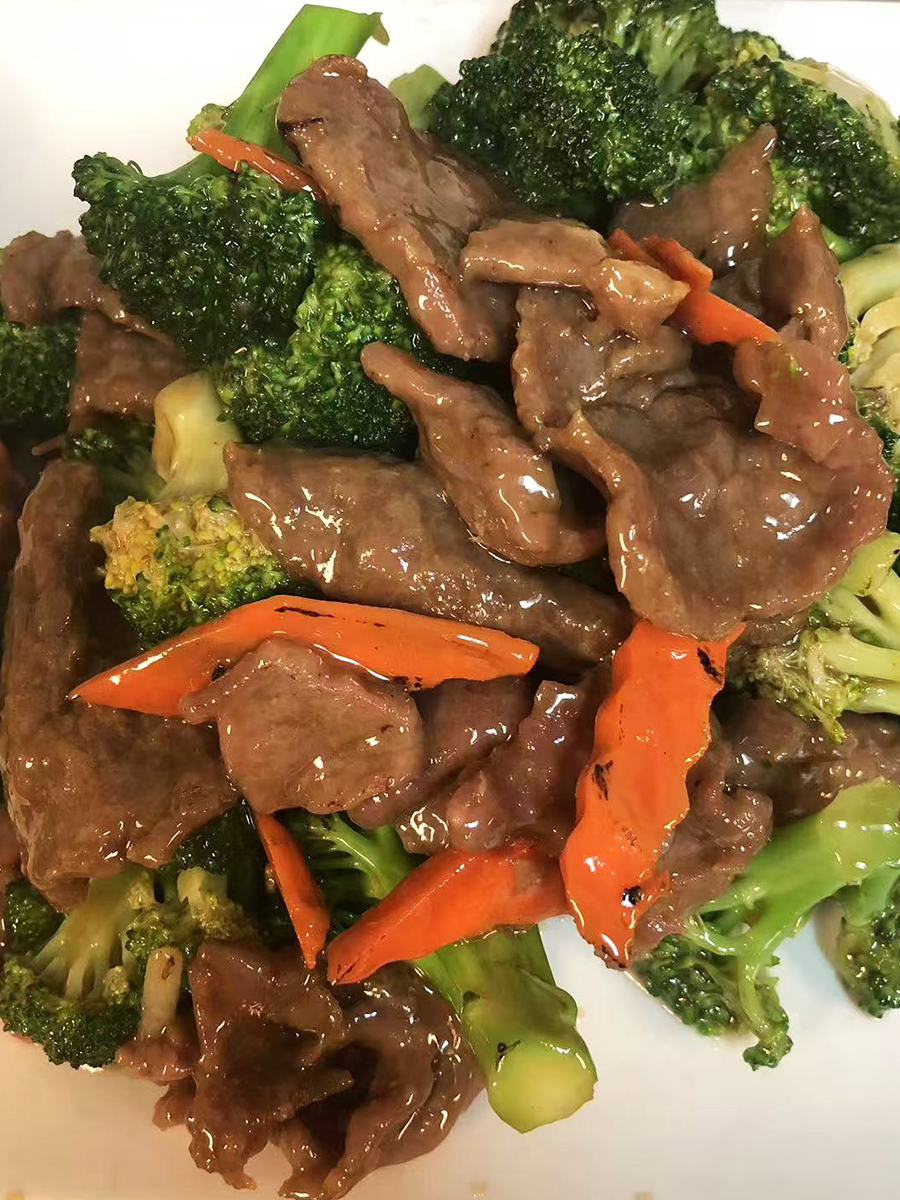 Broccoli Beef at Silver Palace Chinese Restaurant，a Chinese Restaurant in Whittier