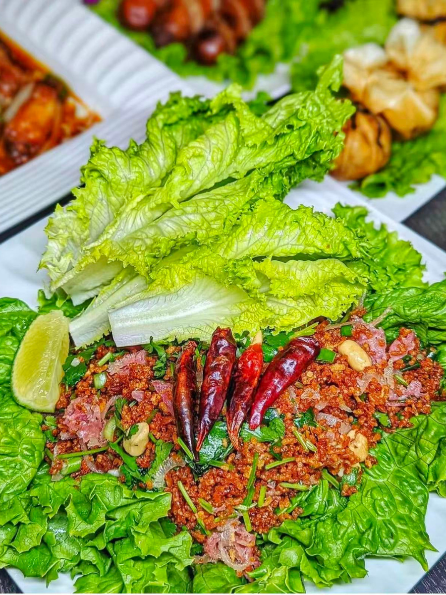 Nam Khao at SL Kitchen，a Thai Restaurant in San Leandro