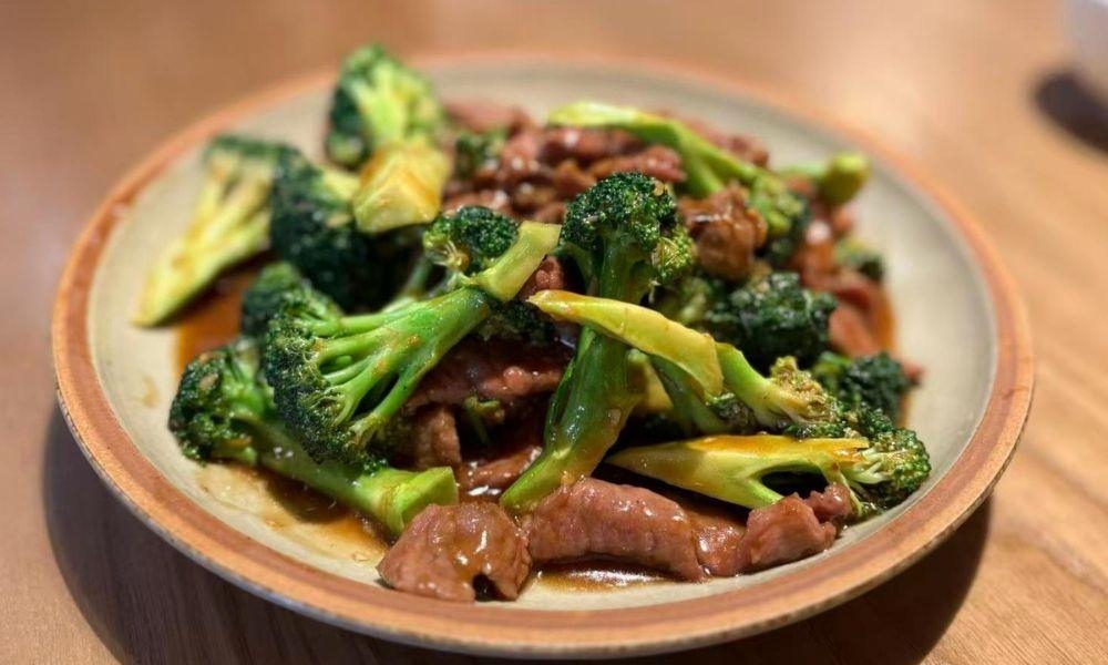 Tender beef stir-fried with fresh broccoli in savory sauce at Spicy Home 那家川菜，a Chinese Restaurant in Hacienda Heights