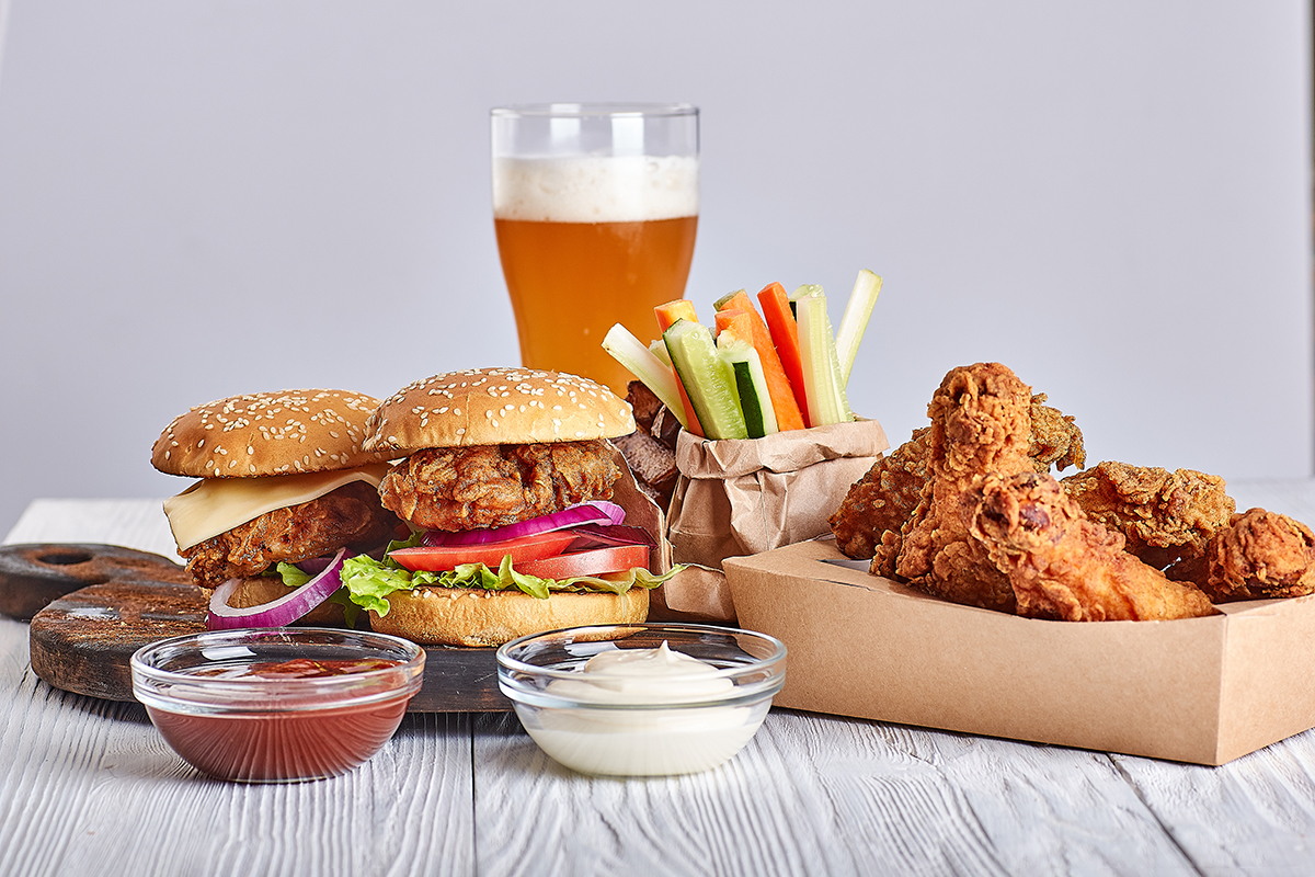 Hamburgers, fried chicken, vegetable sticks at Super Yummy 远山少年，a Asian Fusion Restaurant in Irvine