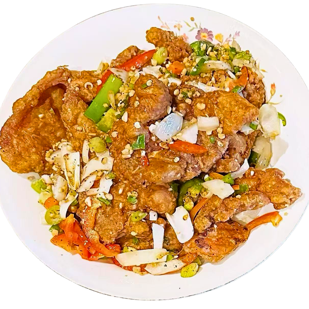 Taiwan-Restaurant-Chinese-restaurant-Salt-&-Pepper-Pork-Chops-San-Jose Crispy salt and pepper pork chops with veggies at Taiwan Restaurant, a Chinese restaurant in San Jose.