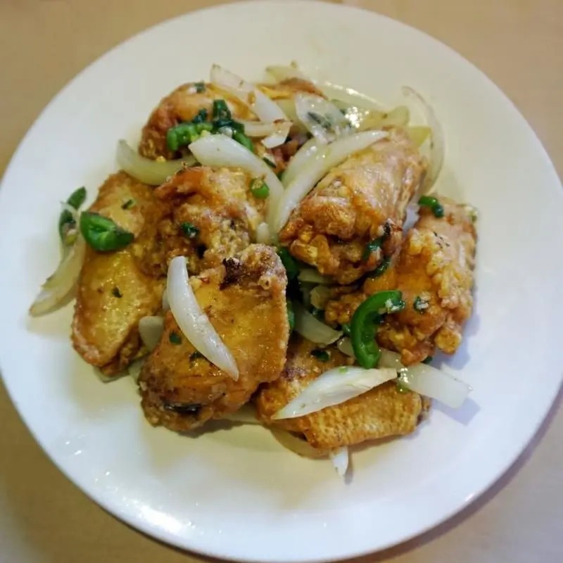 Deep Fried Chicken Wings w.Spicy Salt at Tan's House Asian Cuisine, a Chinese restaurant in Yorba Linda