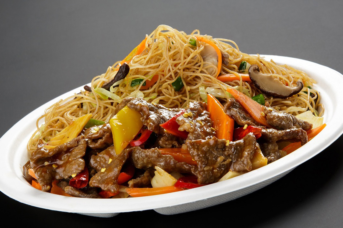 beef chow mi feng at Tipsy Nine，a Asian Fusion Restaurant in Houston