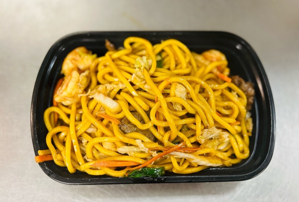 Tokyo House Lo Mein at Tokyo Steak House & Sushi, a Japanese Restaurant in Toledo