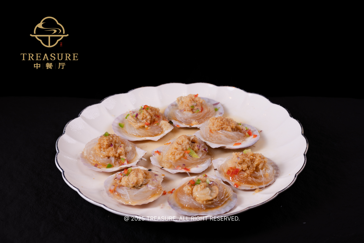 Steamed Scallops with Garlic and Vermicelli at Treasure，a Chinese Restaurant in Belmont