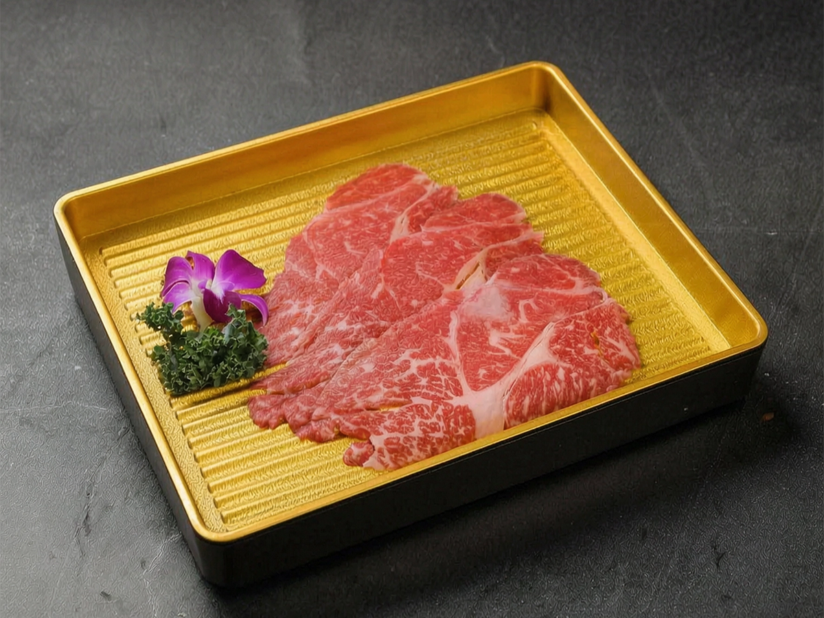 Sliced American Wagyu chuck ribeye