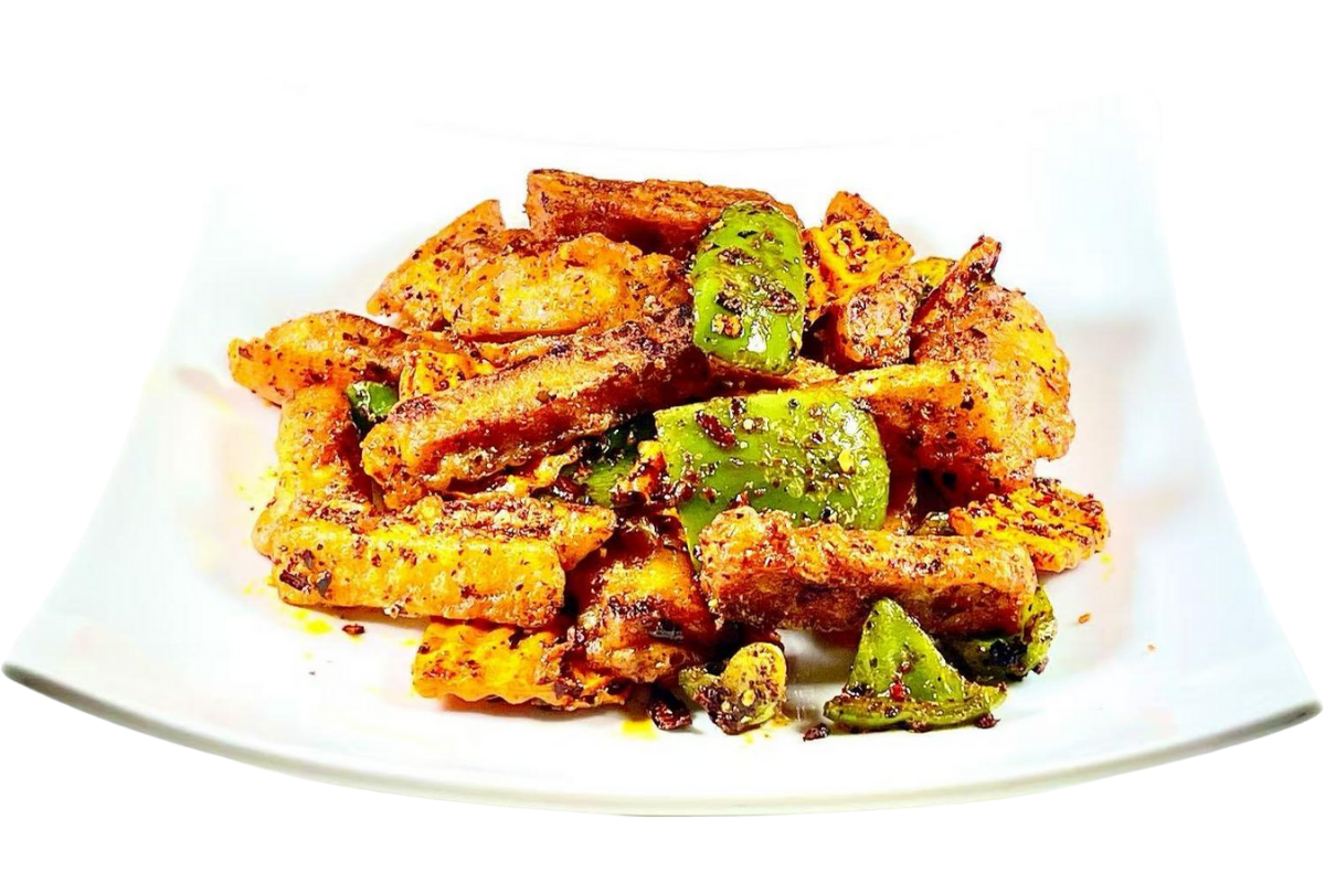 Vegee-Green-Chinese-Restaurant-Spicy-Potatoes-MissouriCity Potatoes stir-fried with green peppers in spicy seasoning at Vegee Green,a Chinese Restaurant in Missouri City.