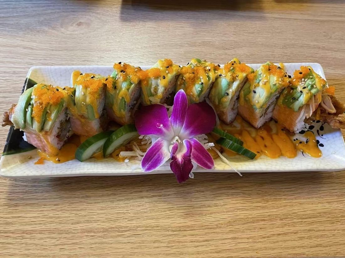 Watami-Sushi-Restaurant-Watami-Special-ME Special sushi roll with avocado and toppings at Watami, a Sushi Restaurant in ME
