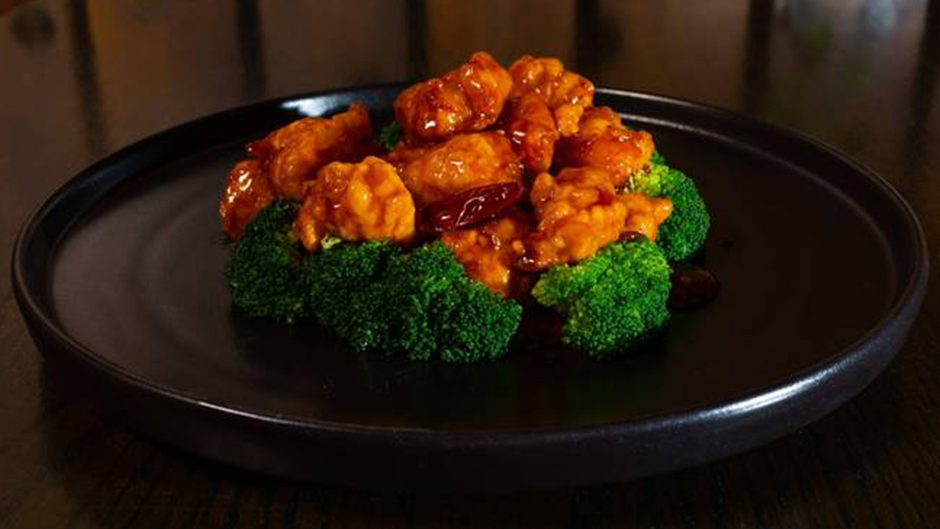 Wild-Rice-Fairfield-Asian-Restaurant-General-Tso's-Chicken-Fairfield General Tso's chicken at Wild Rice Fairfield Asian Restaurant in Fairfield, Connecticut