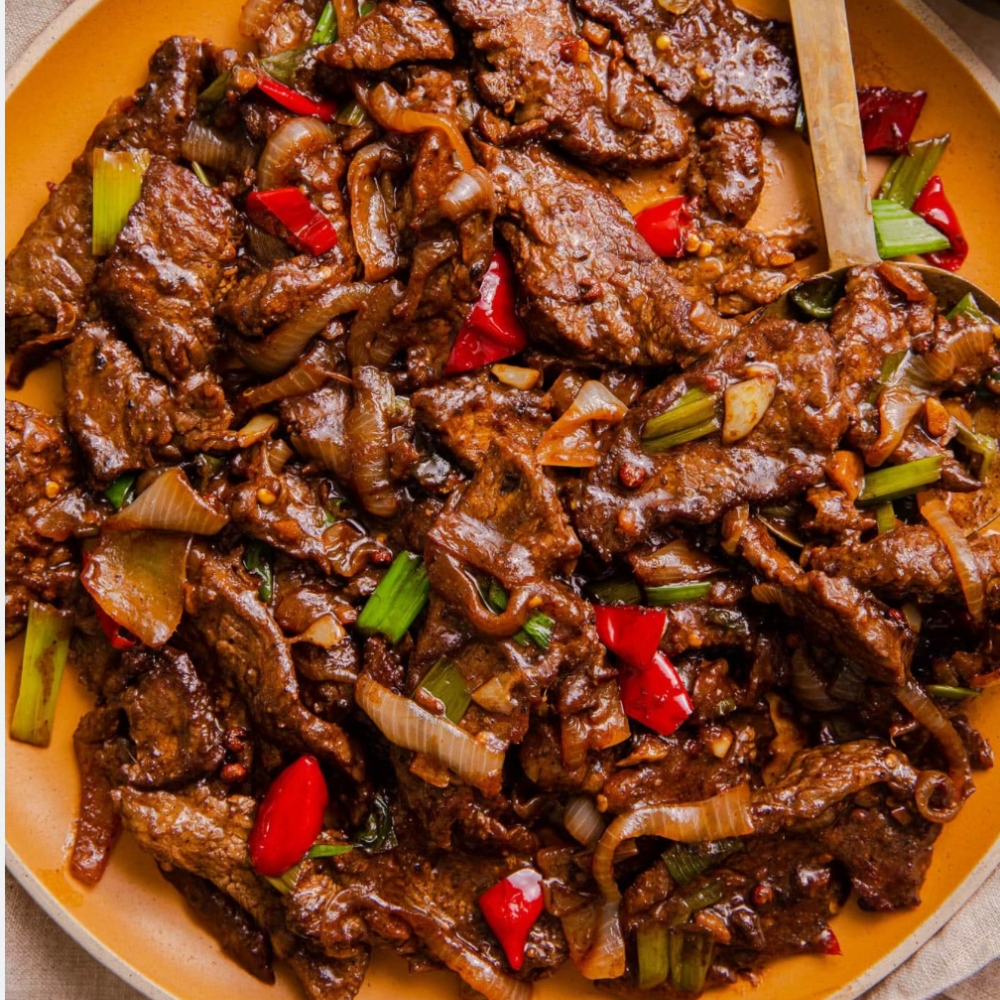 Stir-fried beef with onions and chili peppers at Yangtze Chinese Restaurant, a Chinese Restaurant in Chardon.