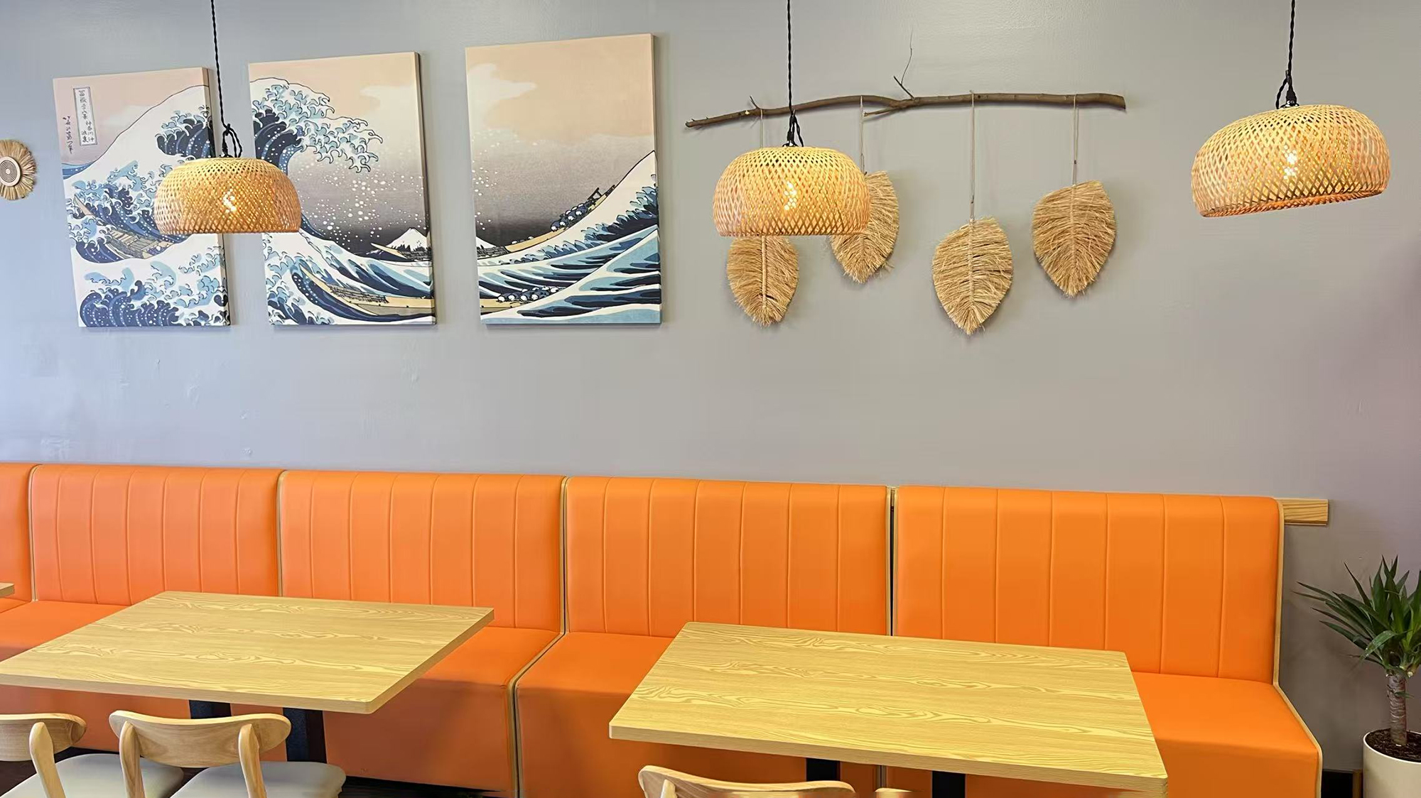 Interior of Chinese Restaurant Yaya's Bowl Ramen & Dumpling with traditional decor in Wilmington