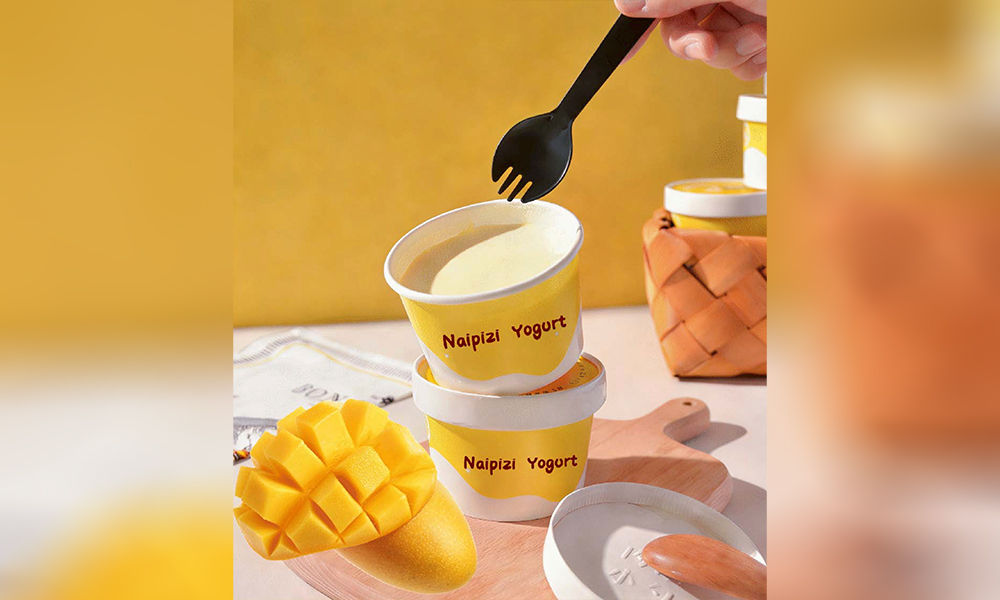 Original Naipizi Yogurt at Ying Cha Tea House in Spring