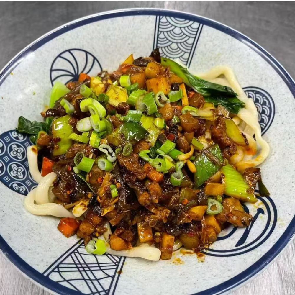 Qishan dry mixed noodles from Yummy Noodle Kitchen, a Chinese restaurant in Artesia
