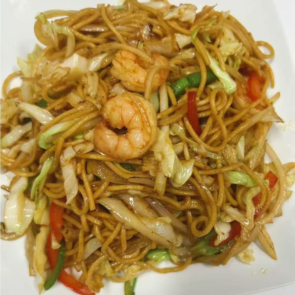 Stir-fried thin noodles from Yummy Noodle Kitchen, a Chinese restaurant in Artesia