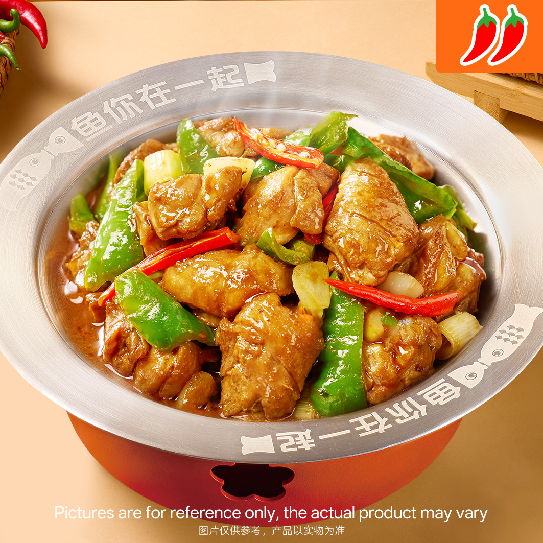 Stir-fried chicken with green and red peppers, savory at Chinese Restaurant in Plano