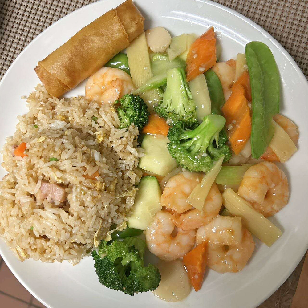 Vegetable Shrimp at Yu Kitchen, Asian Restaurant in Hurricane