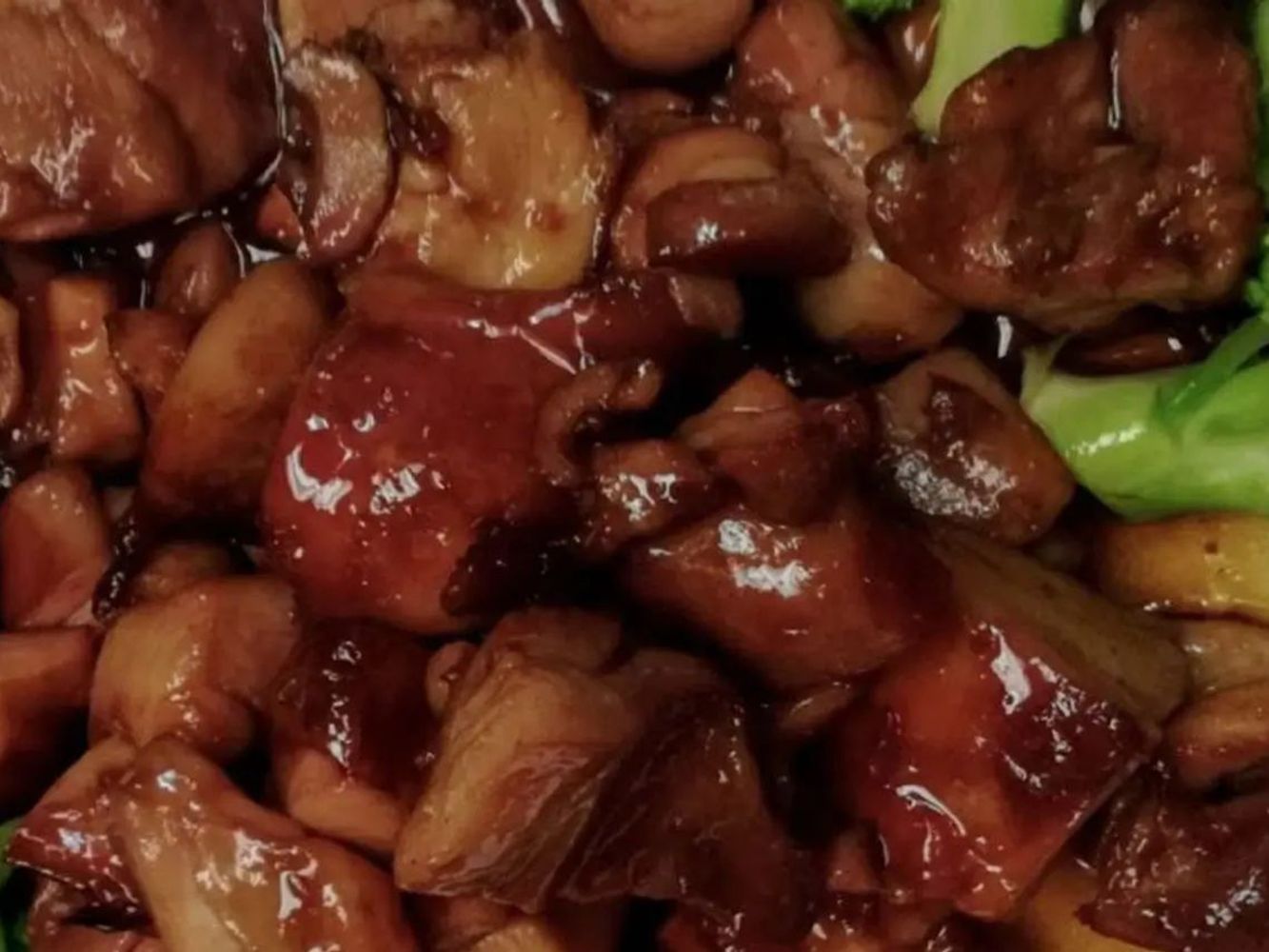 Glazed braised chicken chunks with shiitake mushrooms and bok choy