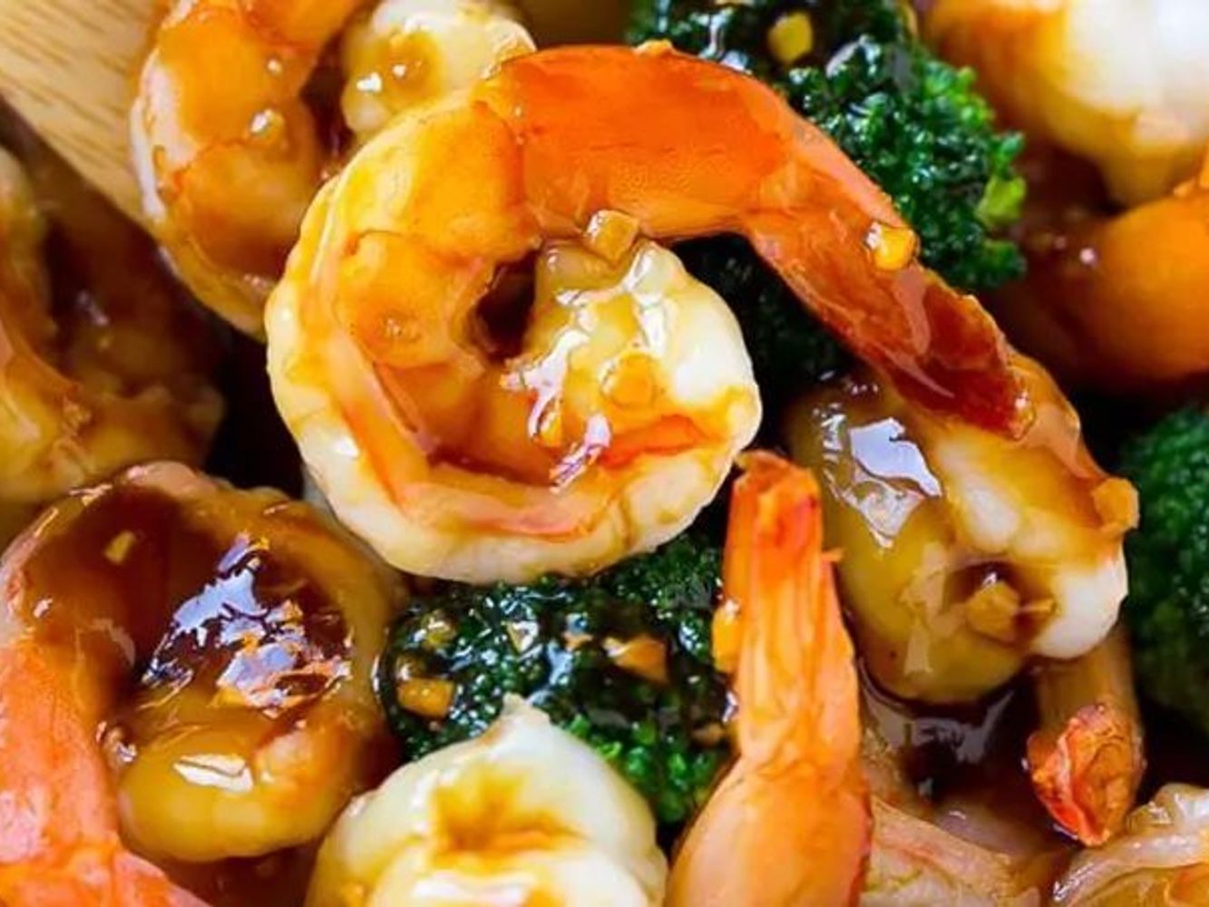 Glazed shrimp with tender broccoli in rich savory brown sauce