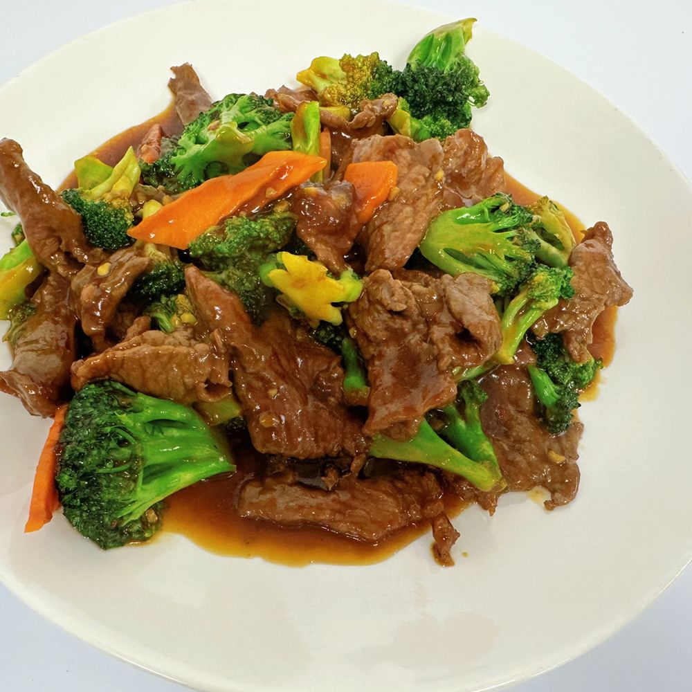 Beef w.Broccoli at Yummy House，a Chinese Restaurant in Oklahoma City